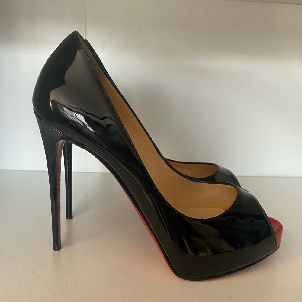 Christian Louboutin Shoes Christian Louboutin Very Prive